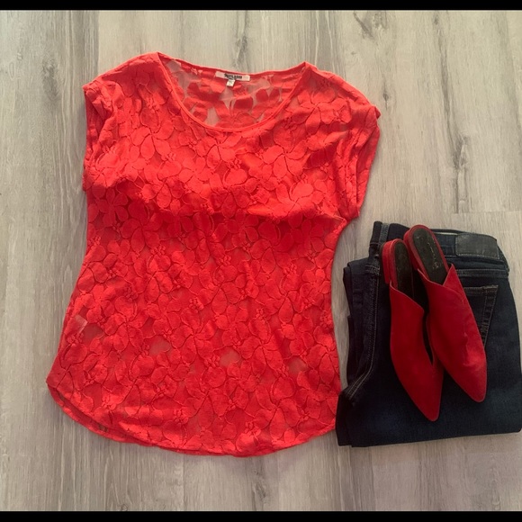 Daniel Rain Red Lace Top - Picture 6 of 9